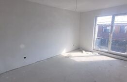 Apartament 3 camere, 77 mp, decomandat, CF, zona Subcetate