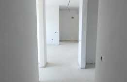 Apartament 3 camere, 69 mp, semidecomandat, CF, zona Subcetate