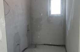 Apartament 3 camere, 69 mp, semidecomandat, CF, zona Subcetate