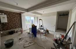 Apartament de 3 camere, 52 mp, finisat, etaj intermediar, zona Teilor