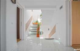 Casa 8 camere 292 mp zonna Zarnesti