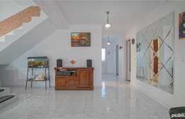 Casa 8 camere 292 mp zonna Zarnesti