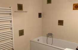 Apartament de 3 camere, 88 mp, semidecomandat, zona Predeal