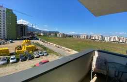 Apartament de 2 camere, 54 mp, etaj intermediar, zona Tractorul 