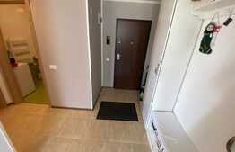 Apartament de 2 camere, 54 mp, etaj intermediar, zona Tractorul 