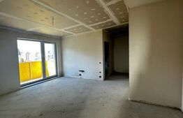 OPORTUNITATE ,Apartament 3 camere decomandate ,semifinisat, 67 mp , zona Teilor