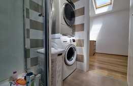 Apartament de 3 camere pe doua etaje, 108mp, decomandat, zona Iulius Mall