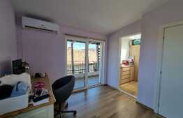 Apartament de 3 camere pe doua etaje, 108mp, decomandat, zona Iulius Mall