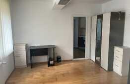 Apartament de 1 camera, 40 mp, decomandat, zona Brasovul Vechi