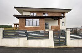 Casa PREMIUM 230 mp utili, teren 780 mp, drum asflatat in Dezmir