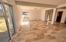 Casa in ansamblu privat cu priveliste, 182 mp construiti si teren de 465 mp in Dezmir !