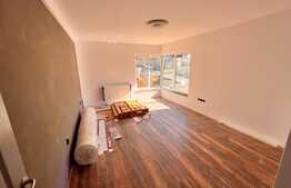 Casa in ansamblu privat cu priveliste, 182 mp construiti si teren de 465 mp in Dezmir !