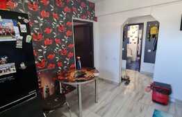 Apartament 2 camere, decomandat, parcare, zona Centrala