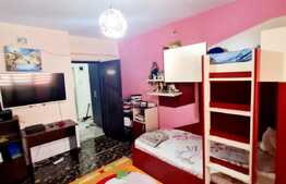 Apartament 2 camere, decomandat, parcare, zona Centrala