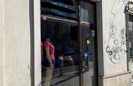 Spatiu comercial, 44 mp, vad comercial, zona Sora