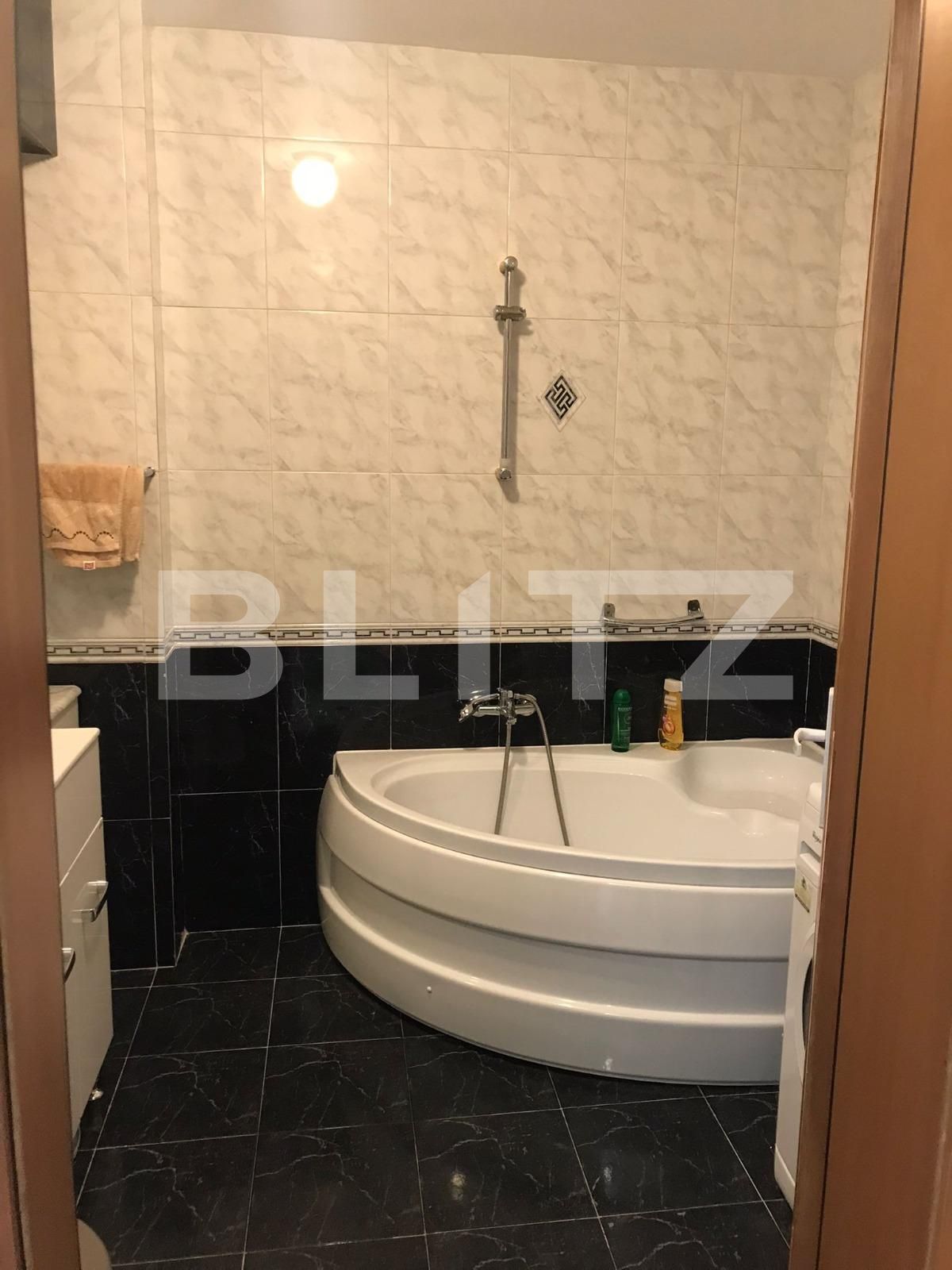 Apartament de închiriat 4 camere Centrul Civic - 89954AI | BLITZ Brașov | Poza5