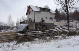 Casa 4 camere, 150 mp, zona Rasnov