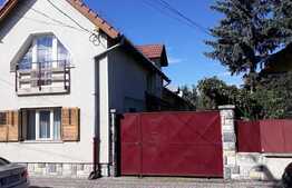 Casa 4 camere, 180 mp, zona Ghimbav