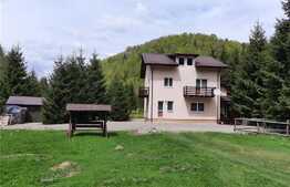 Casa 6 camere, 270 mp, zona Zarnesti 