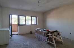 Apartament 3 camere, 81 mp, semifinisat, Parcare 