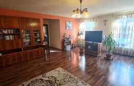 Casa individuala de 295 mp utili si 400 mp de teren in Luna de Sus