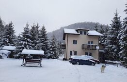 Casa de vanzare cu 6 dormitoare, parter open space, in zona Plaiul Foii, Zarnesti, suprafata utila 270mp, priveliste superba munte Piatra Craiului, teren generos cu brazi, acces la raul Barsa