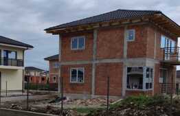Casa individuala 125 mp, 426 mp teren, toate utilitatile, Dezmir