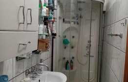 Casa cu 2 camere, 42 mp utili, teren 84 mp, zona semicentrala 