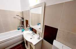 Apartament 2 camere, 58mp, parcare, zona Florilor