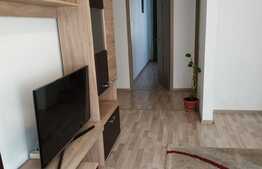 Apartament de 2 camere decomandate, etajul 1, parcare, zona Cetatii