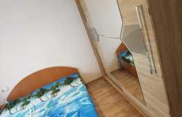 Apartament de 2 camere decomandate, etajul 1, parcare, zona Cetatii