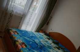 Apartament de 2 camere decomandate, etajul 1, parcare, zona Cetatii