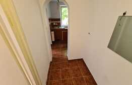 Apartament 2 camere, decomandat, etaj 1, zona Salii Polivalente