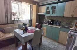 Apartament de 2 camere, decomandat, etaj intermediar, zona FSEGA