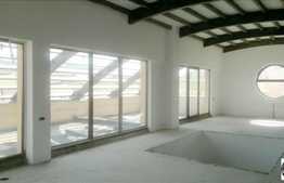 Penthouse  cu 7 camere, 255 mp utili plus TERASA si 2 garaje subterane