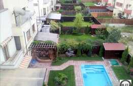 Penthouse  cu 7 camere, 255 mp utili plus TERASA si 2 garaje subterane