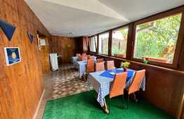 Casa individuala tip pensiune, 6 camere, in Vulcan