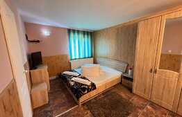 Casa individuala tip pensiune, 6 camere, in Vulcan