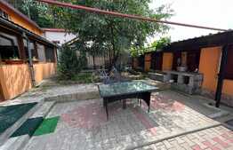 Casa individuala tip pensiune, 6 camere, in Vulcan