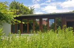 Casa cu 2 apartamente si teren in zona Brasov Vechi 