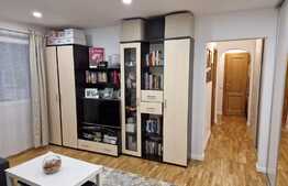 Apartament de 3 camere, 58 mp, etaj intermediar, zona Big