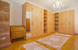 Apartament de 3 camere, 130 mp, Centrul Istoric
