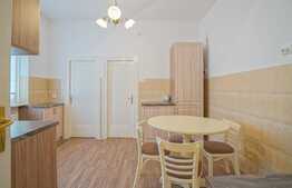 Apartament de 3 camere, 130 mp, Centrul Istoric