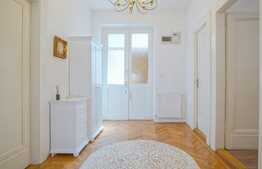 Apartament de 3 camere, 130 mp, Centrul Istoric