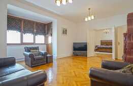 Apartament de 3 camere, 130 mp, Centrul Istoric