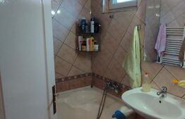 Oportunitate! Casa cu 6 camere, 230 mp, 389 mp teren, zona Farmec