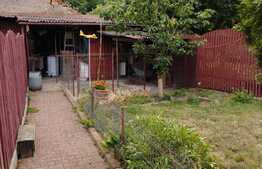 Oportunitate! Casa cu 6 camere, 230 mp, 389 mp teren, zona Farmec