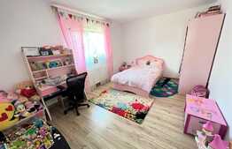 Casa de tip duplex, 267mp teren, Tarlungeni, Cartier Izvor