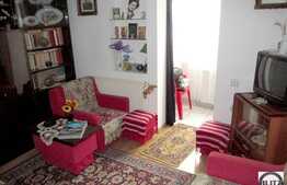 Vanzare apartament 2 camere, 50 mp plus 3 balcoane inchise. Zona Godeanu