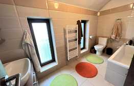 Casa de 4 camere, 120 mp, teren 280 mp, terasa, Ghimbav